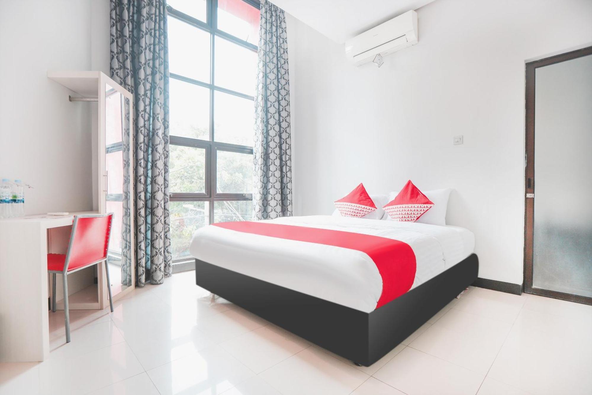 ג'קרטה Oyo 148 Cempaka Place Homestay מראה חיצוני תמונה